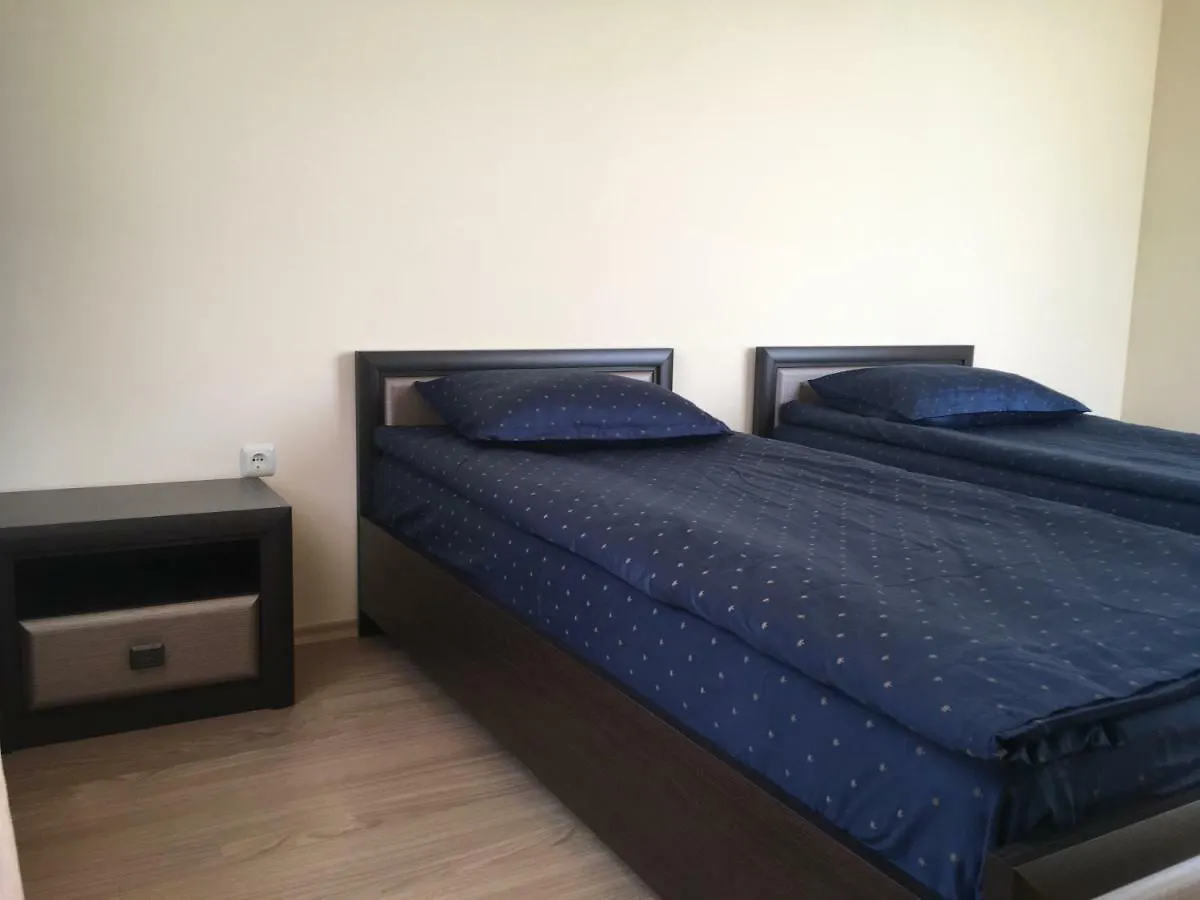 Varna Invest Apartments 0*,